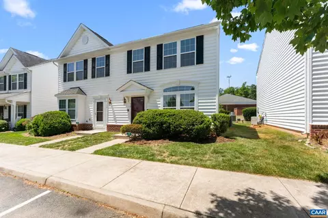 72 Villa Cir, Palmyra, VA 22963