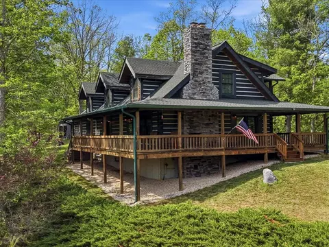 237 Hodges Draft Ln, West Augusta, VA 24485