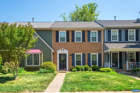 1531 Minor Ridge Ct, Charlottesville, VA 22901