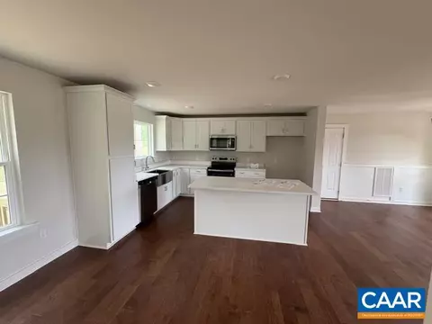 Kitchen - 1024 Sclaters Ford Rd, Palmyra, VA 22963 photo 2 of 2