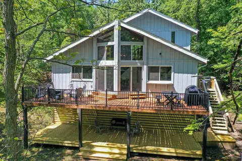 389 Rainier Rd, Mcgaheysville, VA 22840