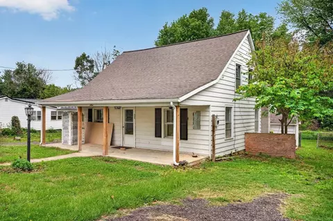 16863 E Prospect Ave E, Elkton, VA 22827