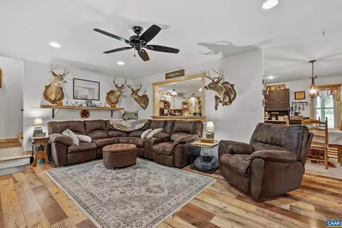 Living - 1426 Firehouse Rd, Buckingham, VA 23921 photo 1 of 2