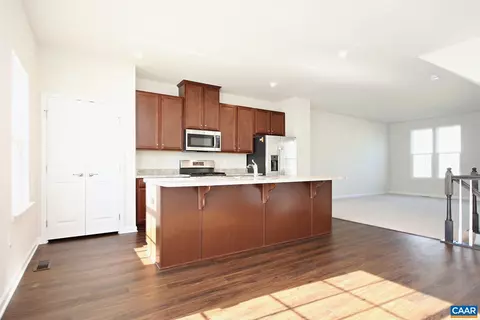 2427 Pocoson Wood Ct, Charlottesville, VA 22911