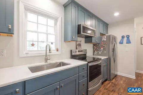 Kitchen - 4336 Hells Bend Rd, Palmyra, VA 22963 photo 1 of 6