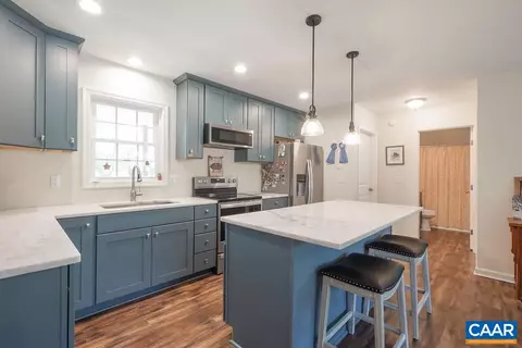Kitchen - 4336 Hells Bend Rd, Palmyra, VA 22963 photo 3 of 6