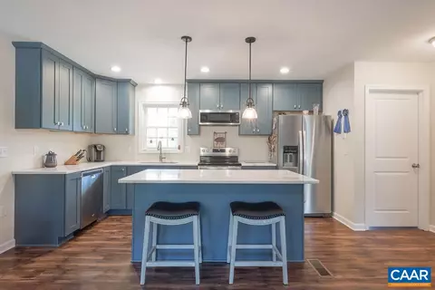 Kitchen - 4336 Hells Bend Rd, Palmyra, VA 22963 photo 6 of 6