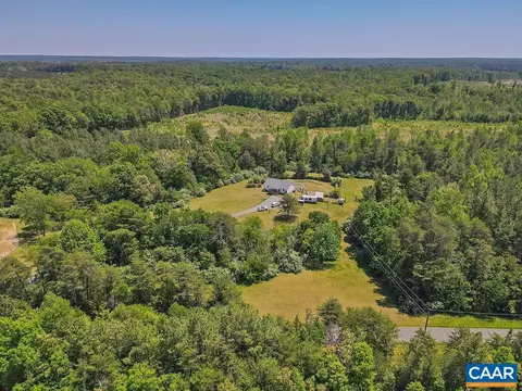 View/Area - 4336 Hells Bend Rd, Palmyra, VA 22963 photo 5 of 6