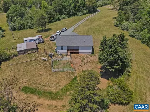 View/Area - 4336 Hells Bend Rd, Palmyra, VA 22963 photo 4 of 6