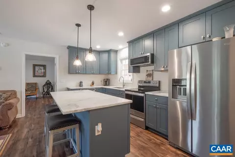 Kitchen - 4336 Hells Bend Rd, Palmyra, VA 22963 photo 5 of 6