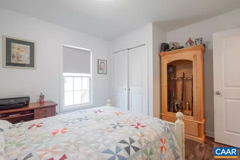 Bedroom - 4336 Hells Bend Rd, Palmyra, VA 22963 photo 4 of 5