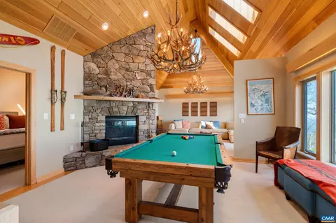 880 Devils Knob Loop, Wintergreen, VA 22967 photo 7