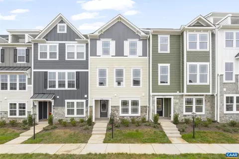 141 Park Ridge Dr, Crozet, VA 22932