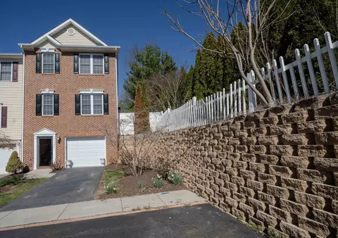 1386 Verdant Spring Ln, Harrisonburg, VA 22801