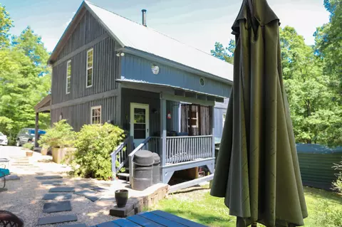 113 Calf Mountain Rd, Waynesboro, VA 22980