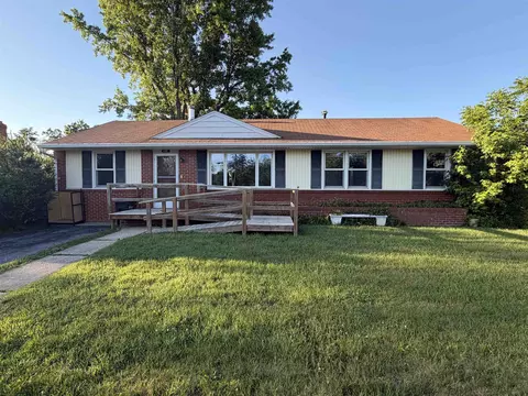 406 Linden Dr, Staunton, VA 24401