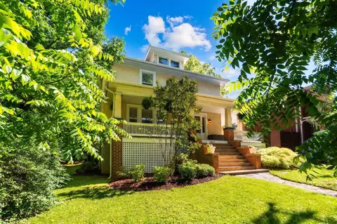 402 Churchville Ave, Staunton, VA 24401