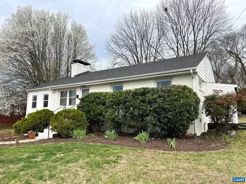 909 Saint Clair Ave, Charlottesville, VA 22901