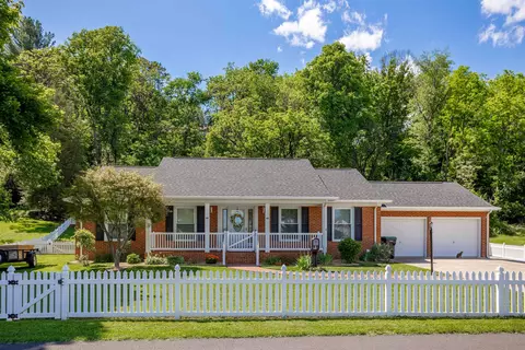 411 Barbee St, Bridgewater, VA 22812