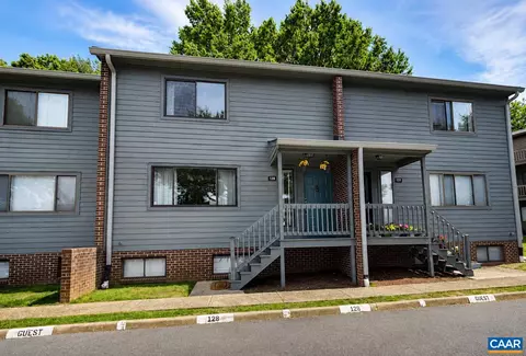 128 Harvest Dr, Charlottesville, VA 22903