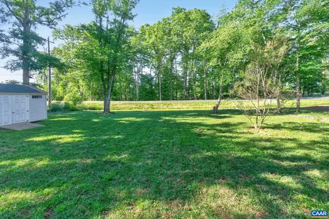 Exterior - 137 Jefferson Dr, Palmyra, VA 22963 photo 13 of 16
