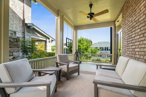 305 E Beverley St, Staunton, VA 24401 photo 22
