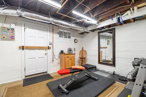 305 E Beverley St, Staunton, VA 24401 photo 61