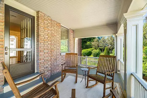 305 E Beverley St, Staunton, VA 24401 photo 51