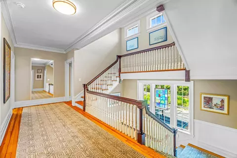 305 E Beverley St, Staunton, VA 24401 photo 38