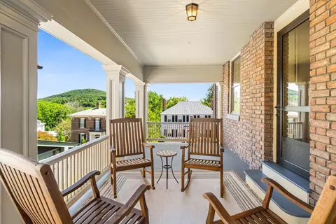 305 E Beverley St, Staunton, VA 24401 photo 49
