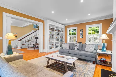 305 E Beverley St, Staunton, VA 24401 photo 18