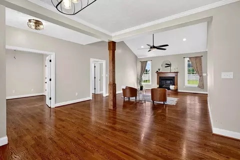 14 Old Oak Dr, Stuarts Draft, VA 24477 photo 16