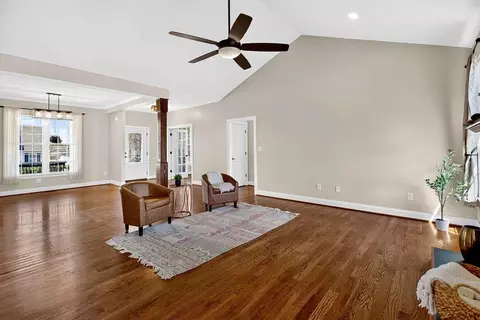 14 Old Oak Dr, Stuarts Draft, VA 24477 photo 14