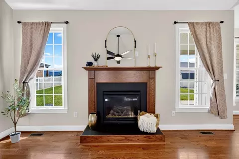 14 Old Oak Dr, Stuarts Draft, VA 24477 photo 10