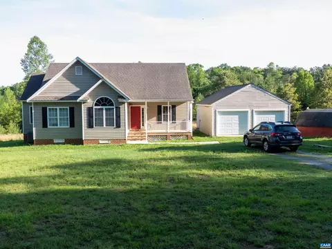 1307 Hardware Rd, Scottsville, VA 24590