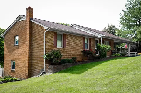 4316 Lee Jackson Hwy, Greenville, VA 24440
