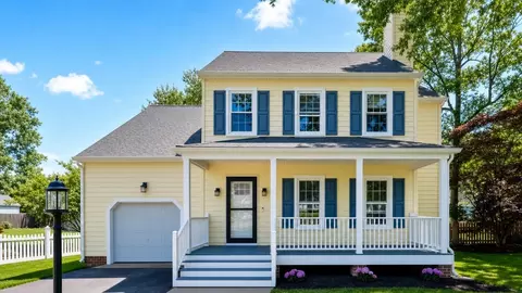 5008 Chelsea Brook Ln, Glen Allen, VA 23060