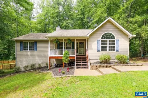 11 Shiloh Ct, Palmyra, VA 22963