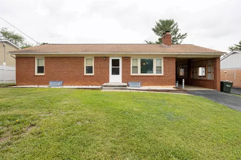 211 George St, Staunton, VA 24401