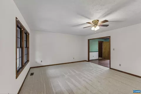 2 Ashton Rd, Palmyra, VA 22963 photo 6
