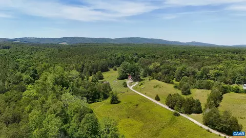 3984 Presidents Rd, Scottsville, VA 24590