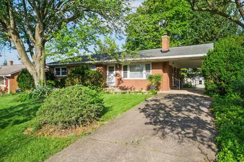 219 N Dogwood Dr N, Harrisonburg, VA 22802