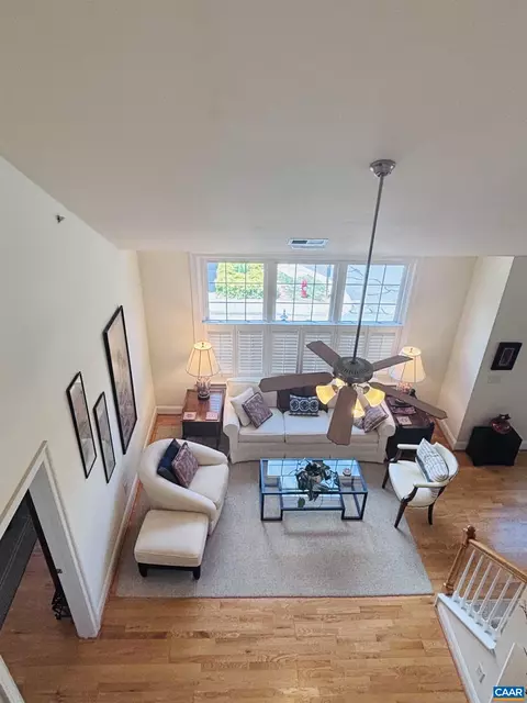 949 Glenwood Station Ln #201, Charlottesville, VA 22901