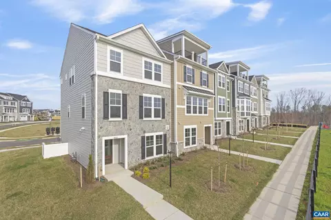3606 Hilah Ln, Charlottesville, VA 22901