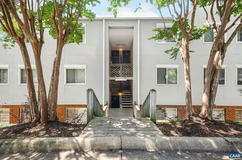 1604 Monticello Ave #A, Charlottesville, VA 22902