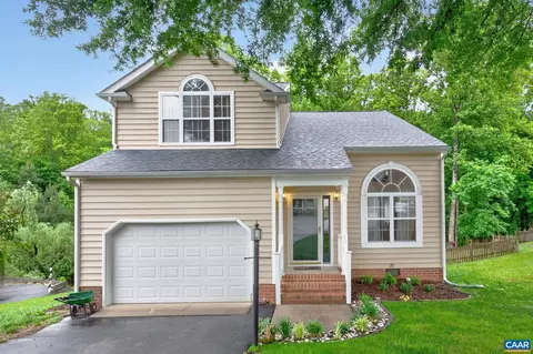 1092 Wintergreen Ln, Charlottesville, VA 22903