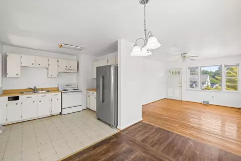 303 Devon Rd, Staunton, VA 24401 photo 14