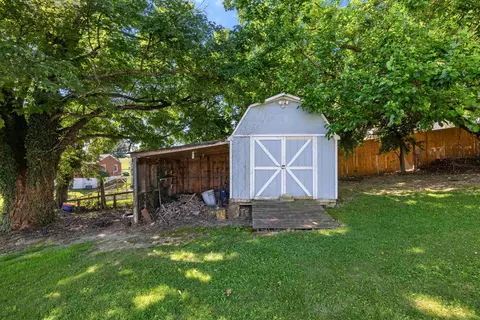 303 Devon Rd, Staunton, VA 24401 photo 43