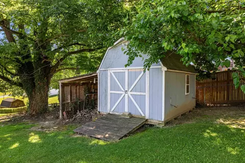 303 Devon Rd, Staunton, VA 24401 photo 42