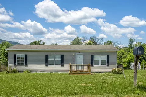 1031 Ramona Ave, Shenandoah, VA 22849